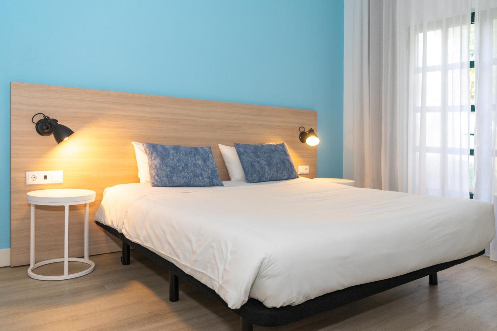 Flag Hotel Santarem Pernes Bagian luar foto
